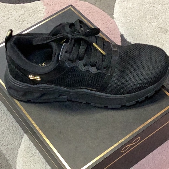 NFINITY - Picture 2 of 3